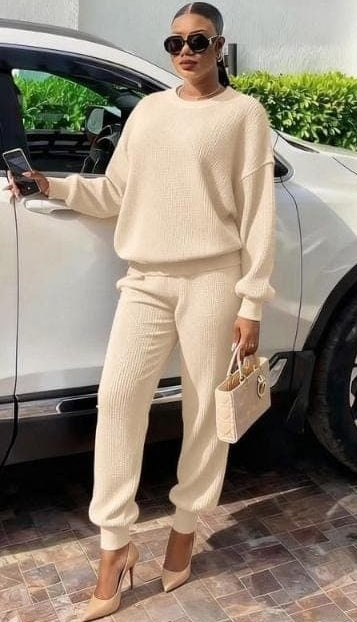 Knitted 2 piece set