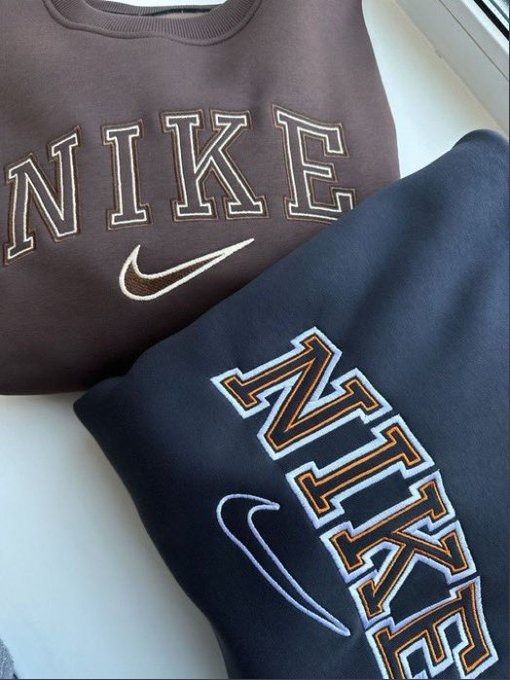 Classic Sporty Crewneck Top